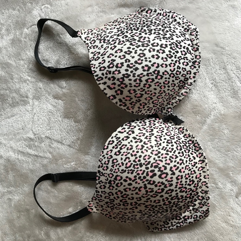 Victoria's Secret Push-up Bra 32DD